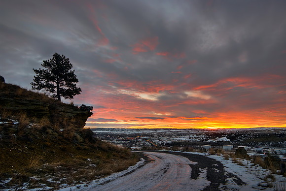 Winter sunrise from Black Otter Trail