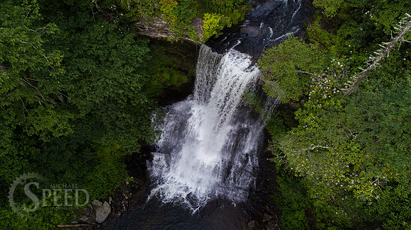 Aerial Image of Cascades