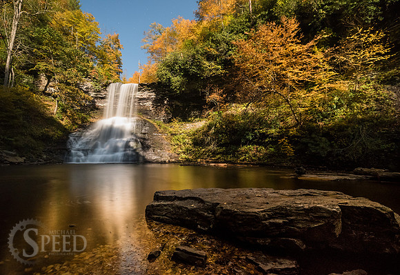 night image of cascades in va