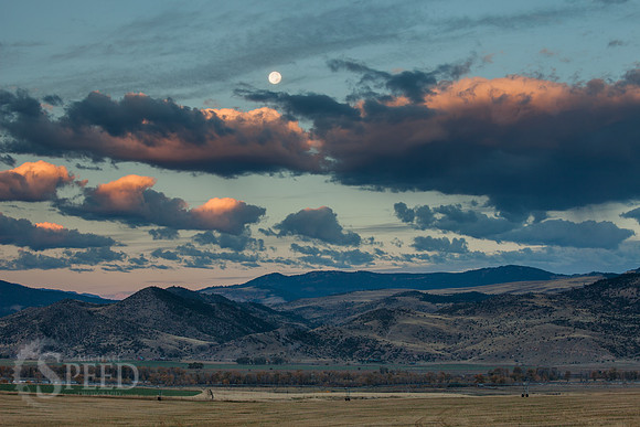 Paradise Valley, Yellowstone River, Chico Hotsprings